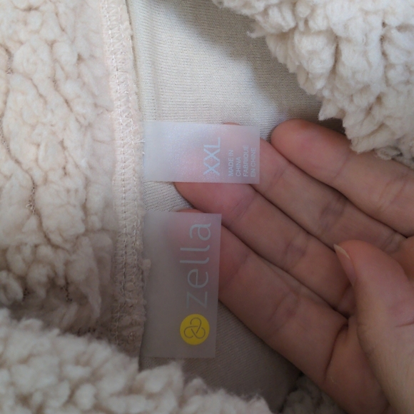 Zella Teddy Bear Fur Hoodie Sz: XXL NWT $69 - Picture 4 of 12